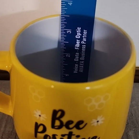 NWOT BEE POSITIVE LARGE COFFEE MUG - Picture 6 of 8
